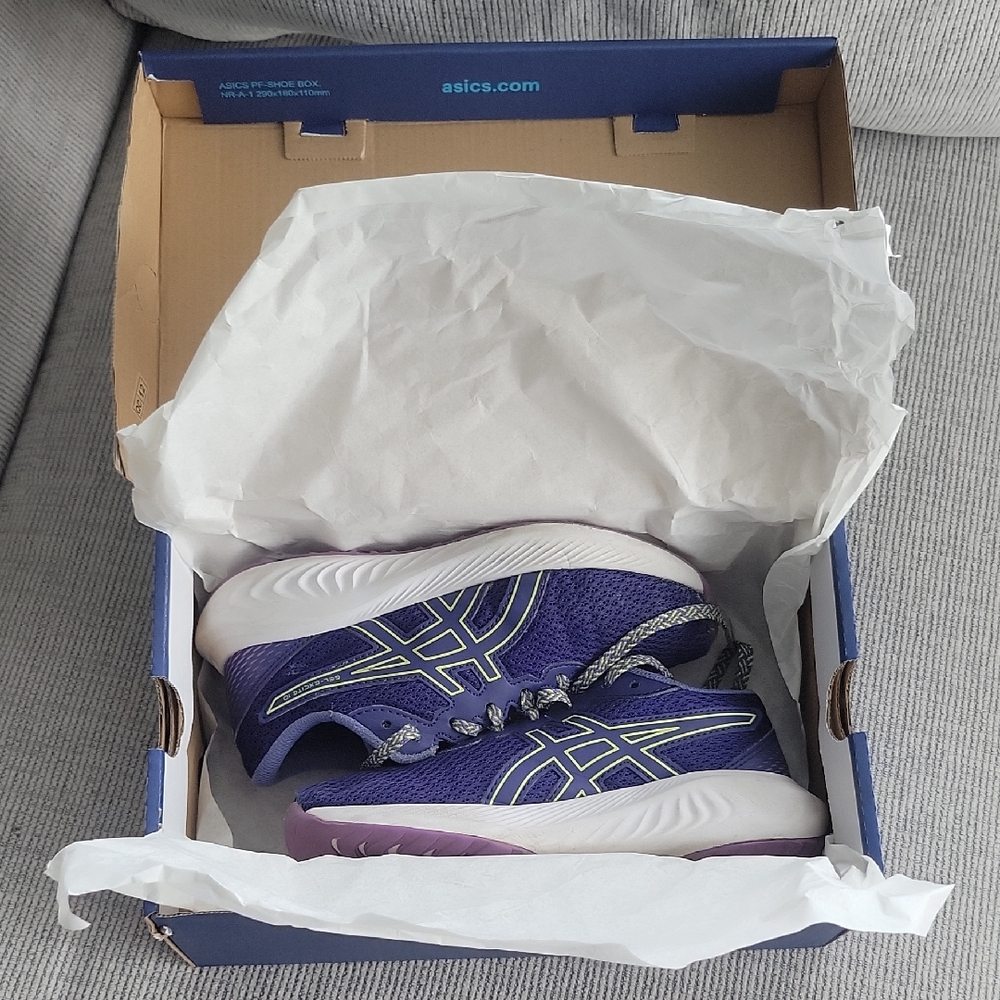 Asics Kids Sneakers in Purple and White